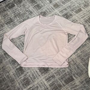 Women's lululemon cropped Pink Long Sleeve Top